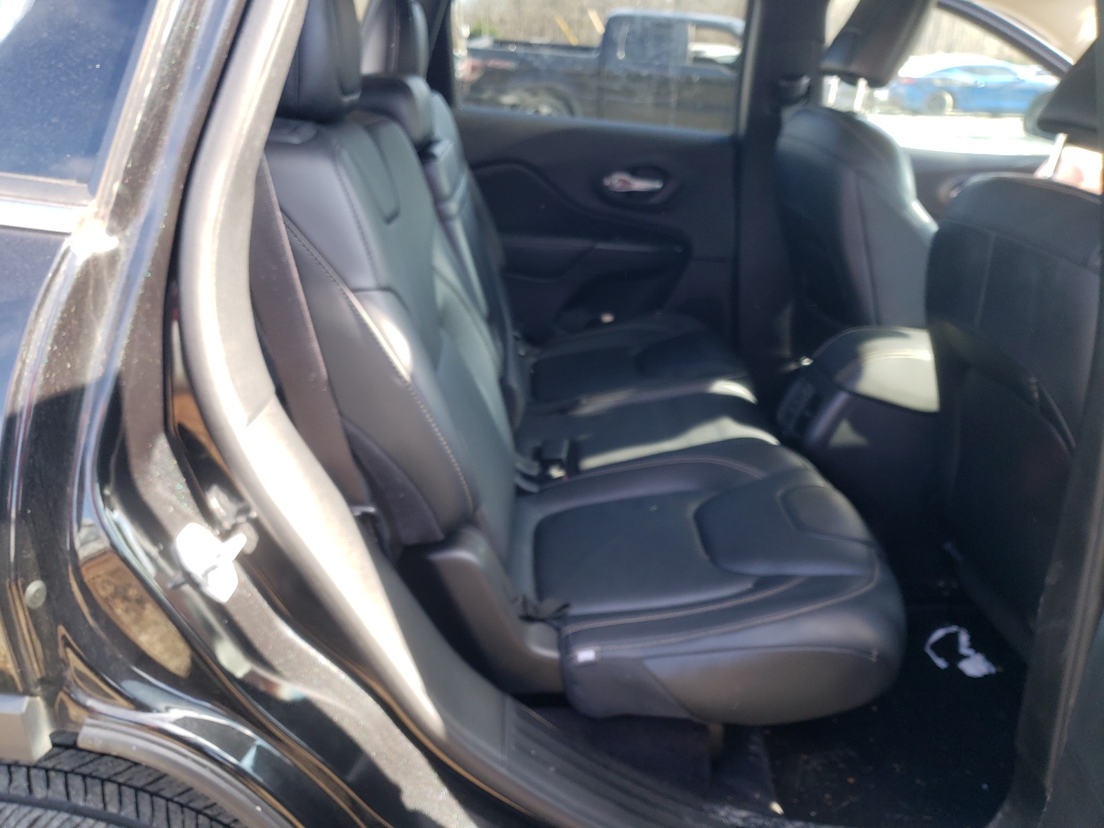 Photo 6 from auction – 2016 JEEP CHEROKEE L with VIN 1C4PJLDS9GW273888