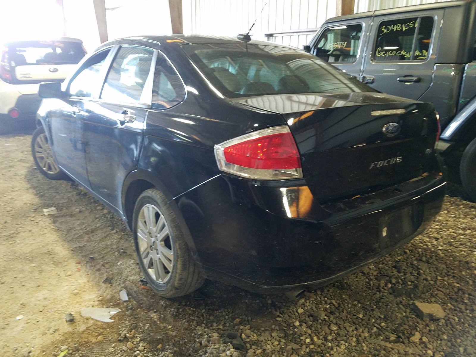 Photo 3 from auction – 2010 FORD FOCUS SEL with VIN 1FAHP3HN3AW225453