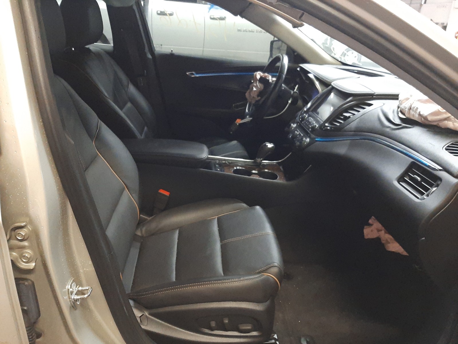 Photo 5 from auction – 2015 CHEVROLET IMPALA LTZ with VIN 2G1165S31F9117018