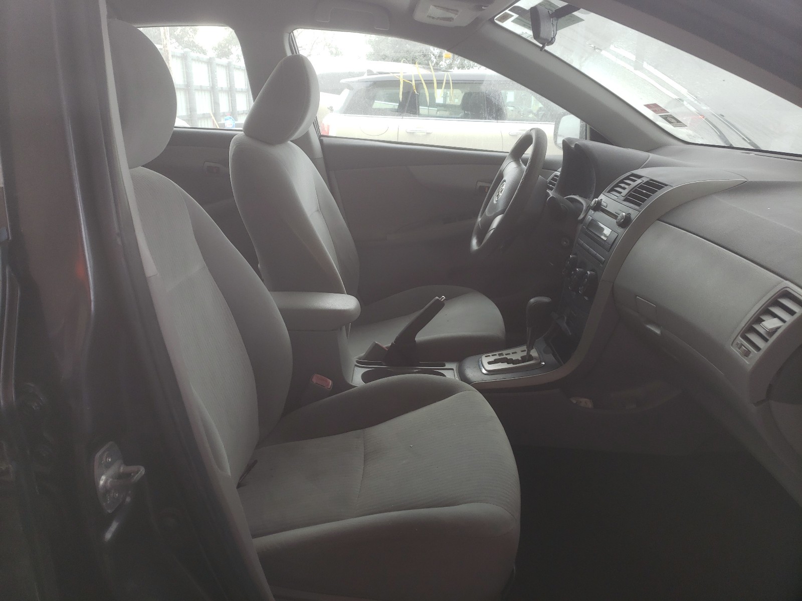 Zdjęcie 15 z aukcji – 2010 TOYOTA COROLLA BA z VIN 1NXBU4EEXAZ232295