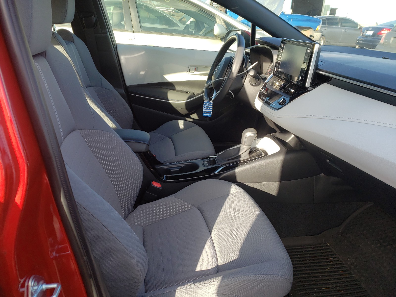Photo 5 from auction – 2020 TOYOTA COROLLA SE with VIN JTDP4RCE2LJ024734