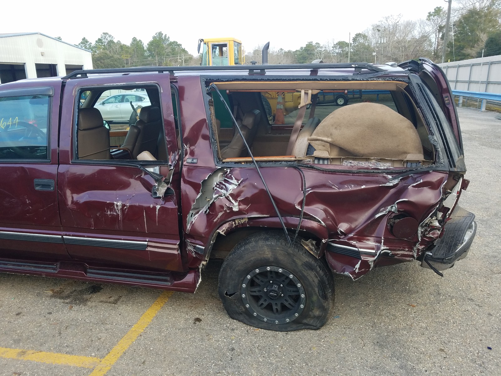 Photo 9 from auction – 1994 GMC SUBURBAN with VIN 1GDEC16K4RJ761824