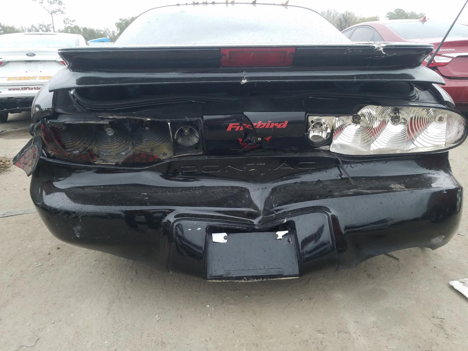 Photo 9 from auction – 2002 PONTIAC FIREBIRD with VIN 2G2FS22K122124458