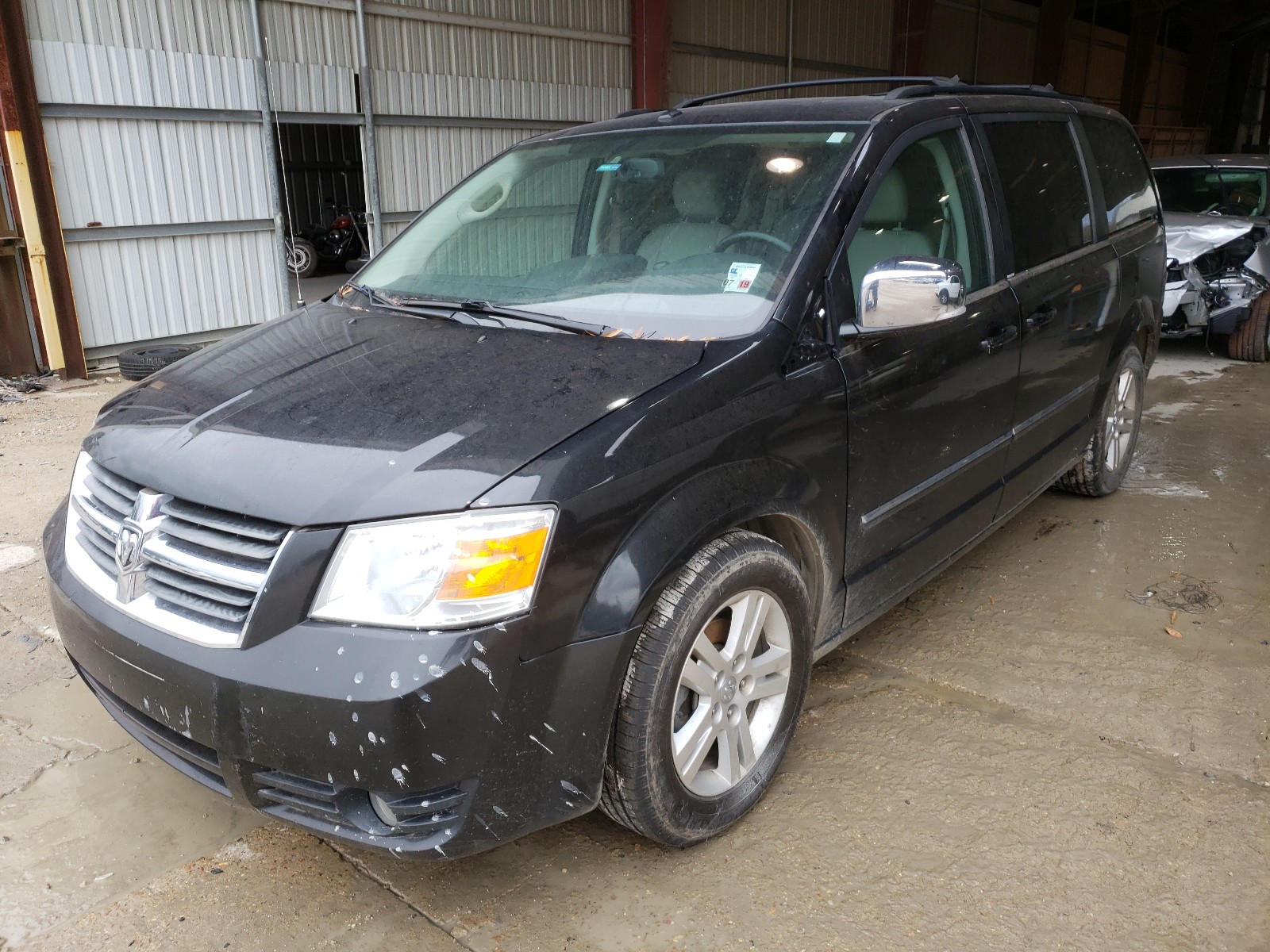 Photo 2 from auction – 2008 DODGE GRAND CARA with VIN 2D8HN54X78R834326