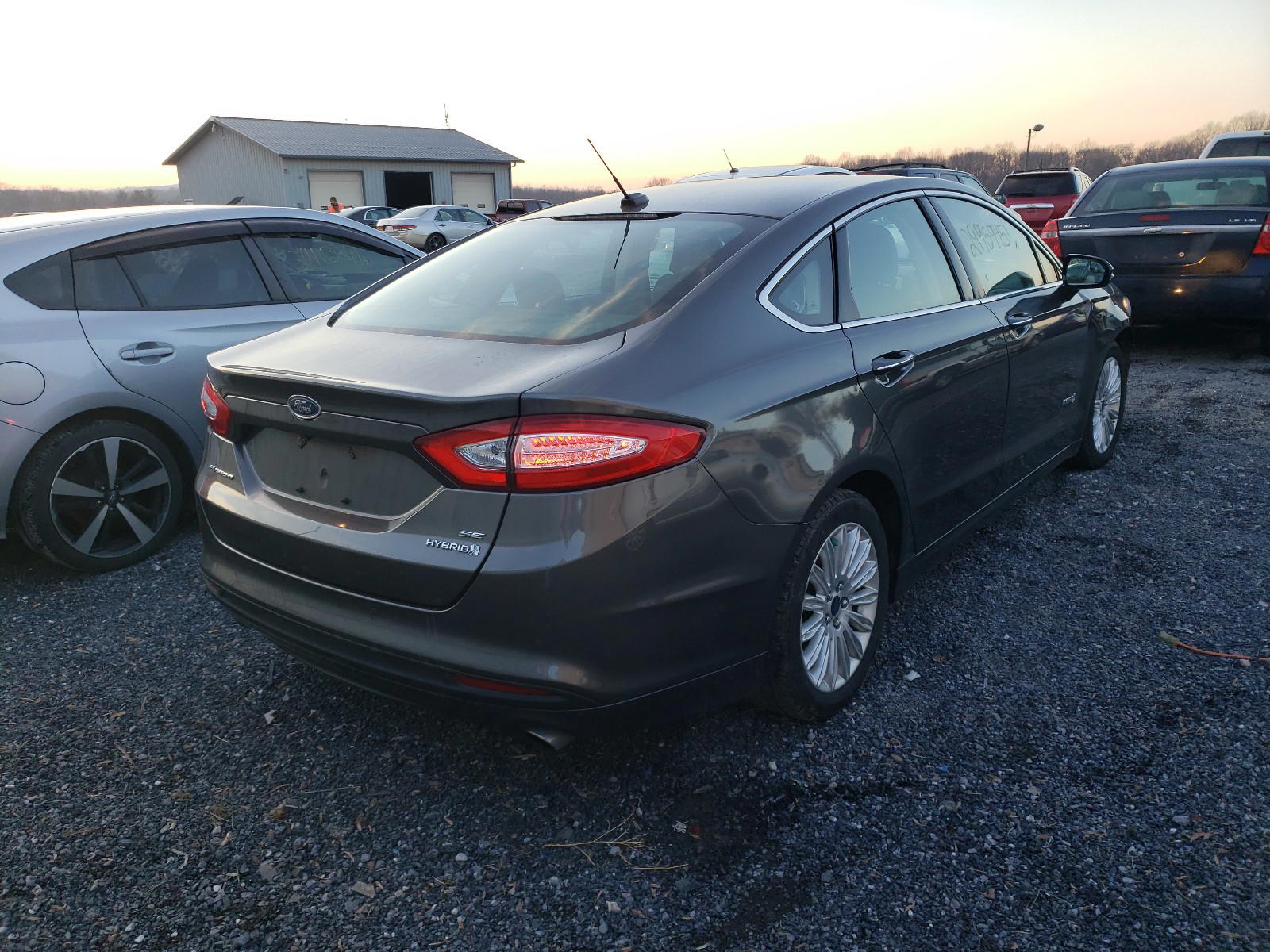 Photo 4 from auction – 2016 FORD FUSION SE with VIN 3FA6P0LU3GR169501