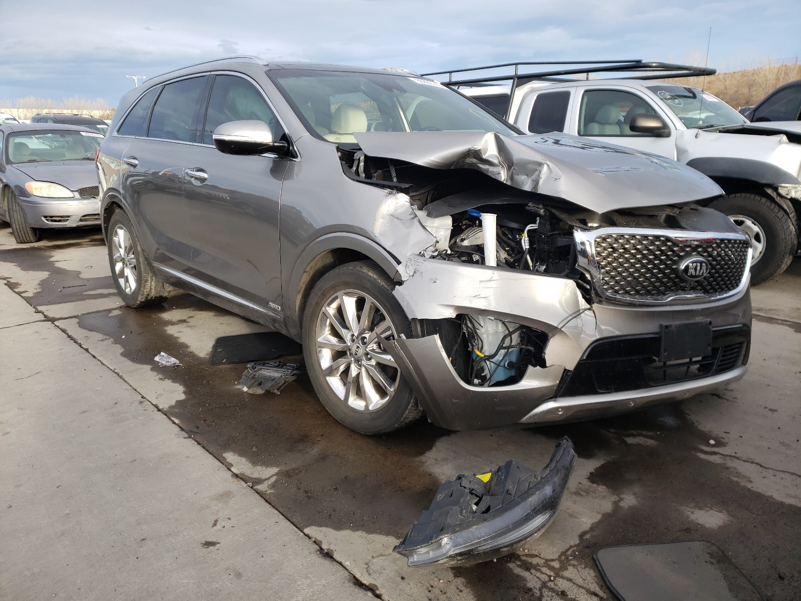 KIA SORENTO SX 2018 with VIN 5XYPKDA53JG383583 - Photo from auction