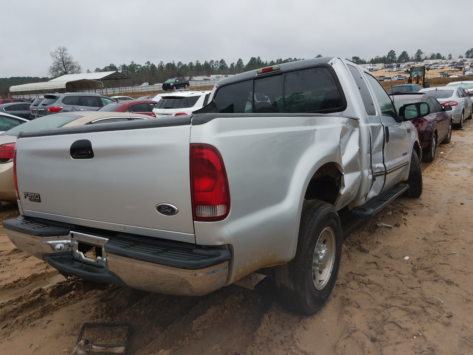 Photo 4 from auction – 2000 FORD F250 SUPER with VIN 1FTNX20F2YEC05027