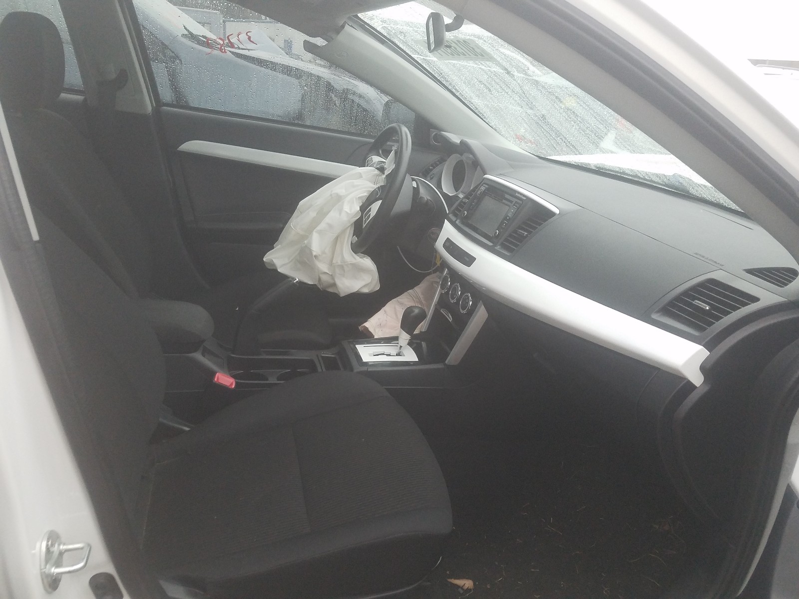 Photo 5 from auction – 2017 MITSUBISHI LANCER ES with VIN JA32U2FU3HU009409