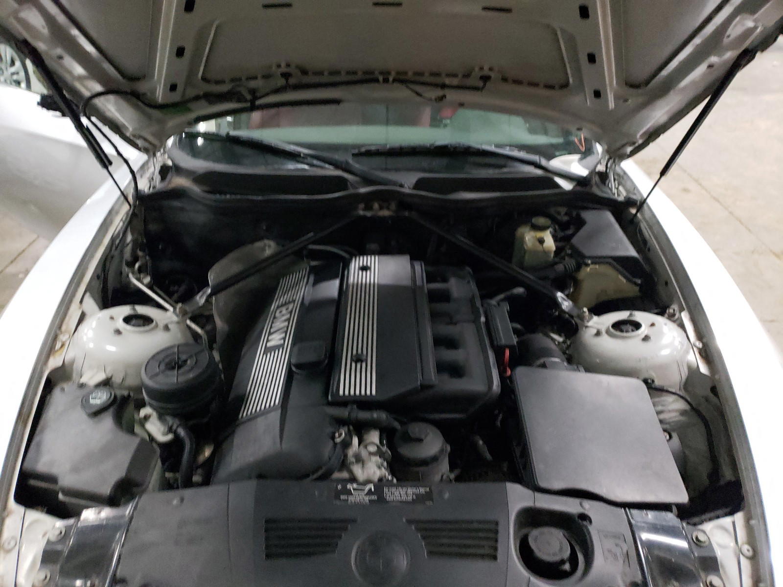 Photo 7 from auction – 2004 BMW Z4 2.5 with VIN 4USBT33514LR69622