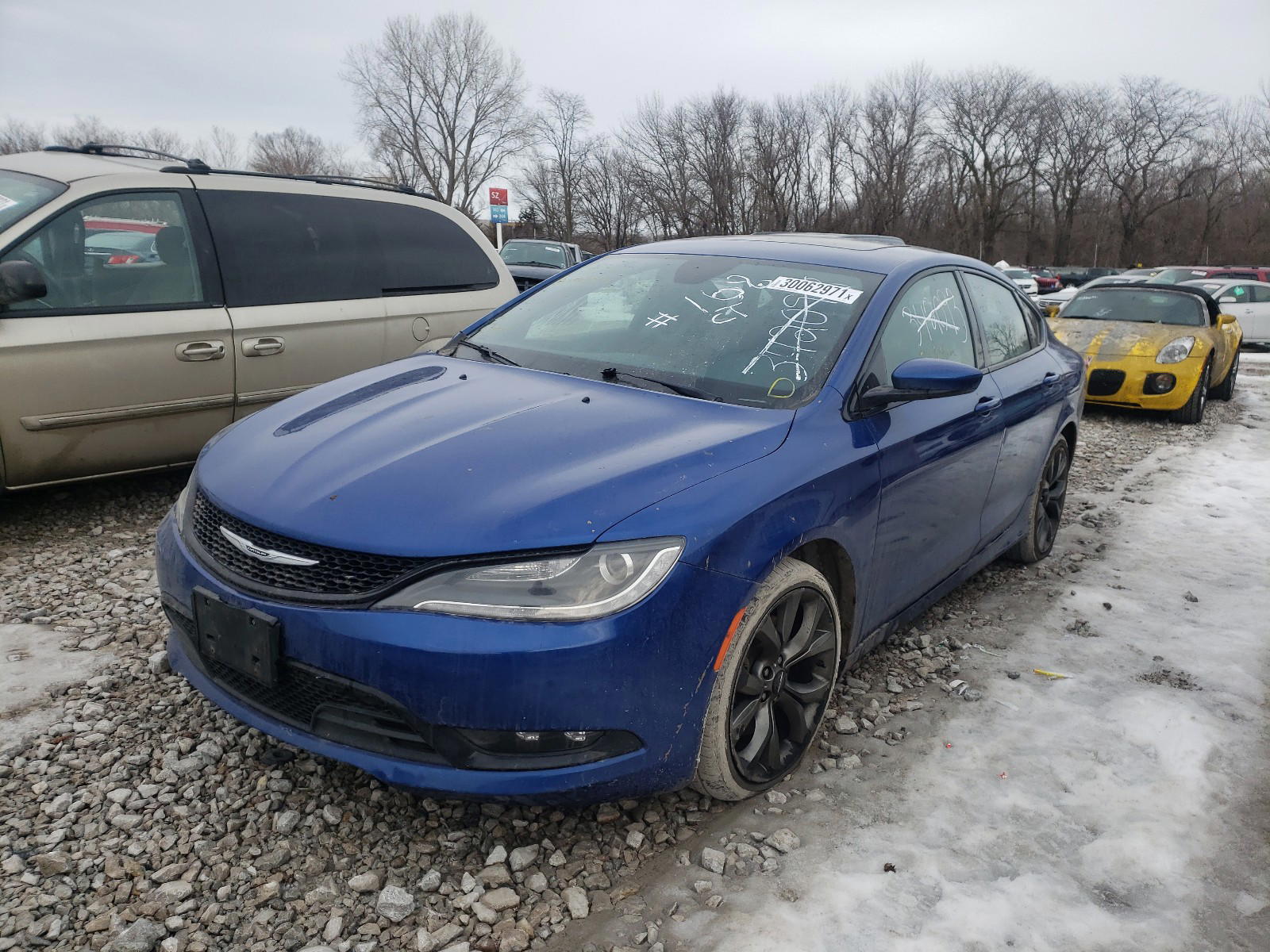 Photo 2 from auction – 2015 CHRYSLER 200 S with VIN 1C3CCCDG9FN540931