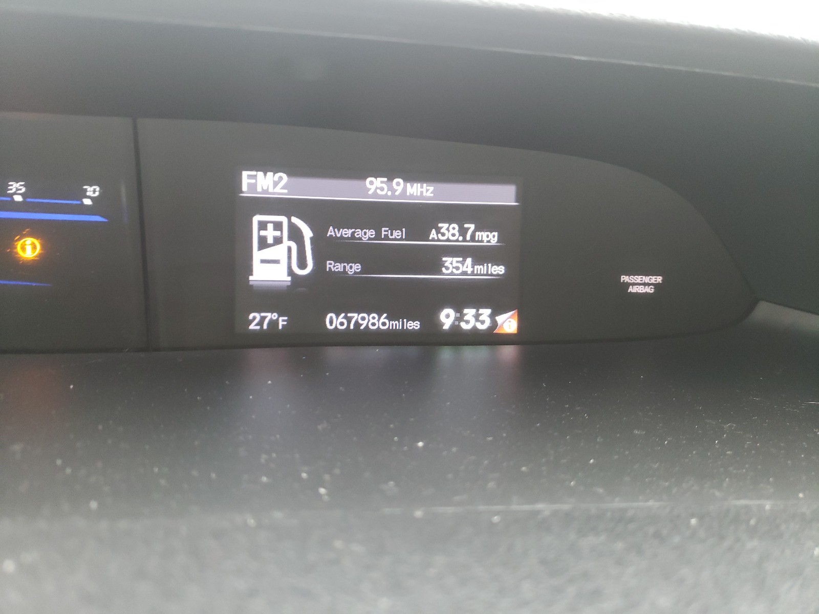 Photo 8 from auction – 2014 HONDA CIVIC LX with VIN 2HGFB2E50EH557547