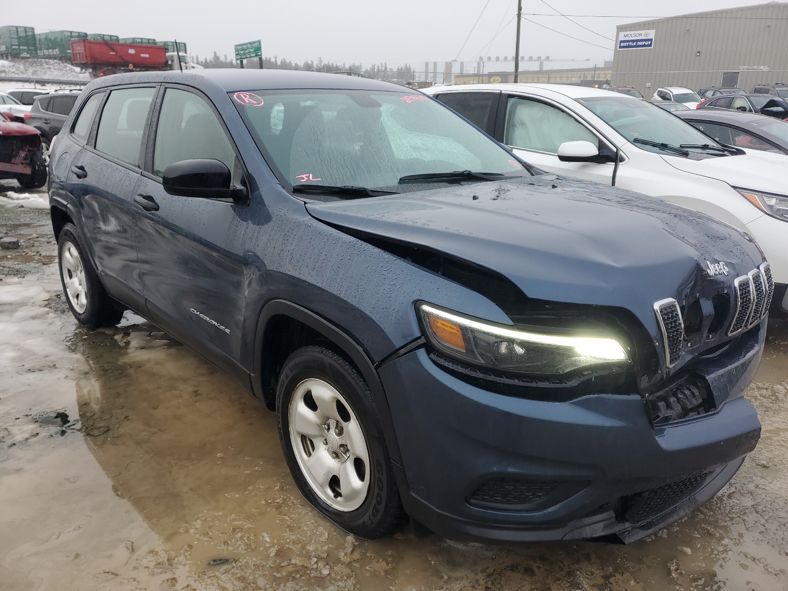 Photo 1 from auction – 2019 JEEP CHEROKEE S with VIN 1C4PJMAX9KD436355