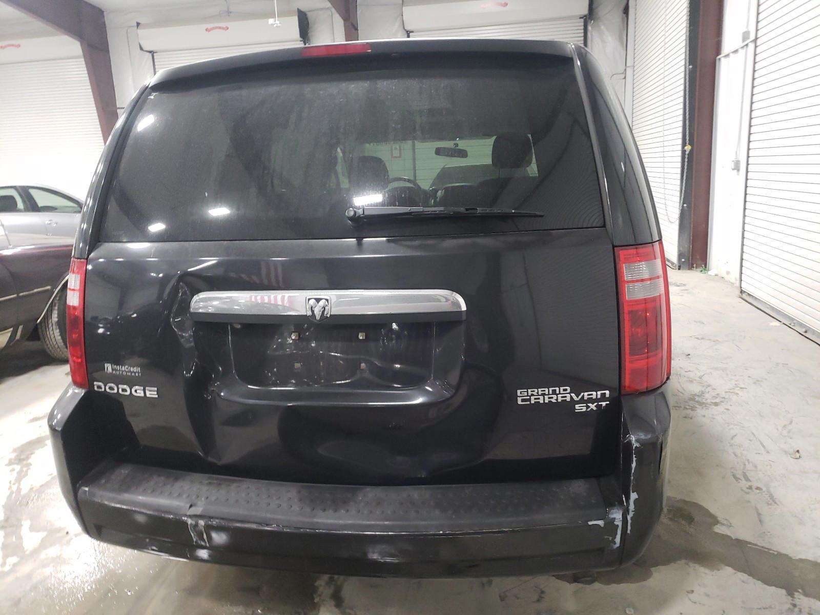 Photo 9 from auction – 2010 DODGE GRAND CARA with VIN 2D4RN5D18AR349183