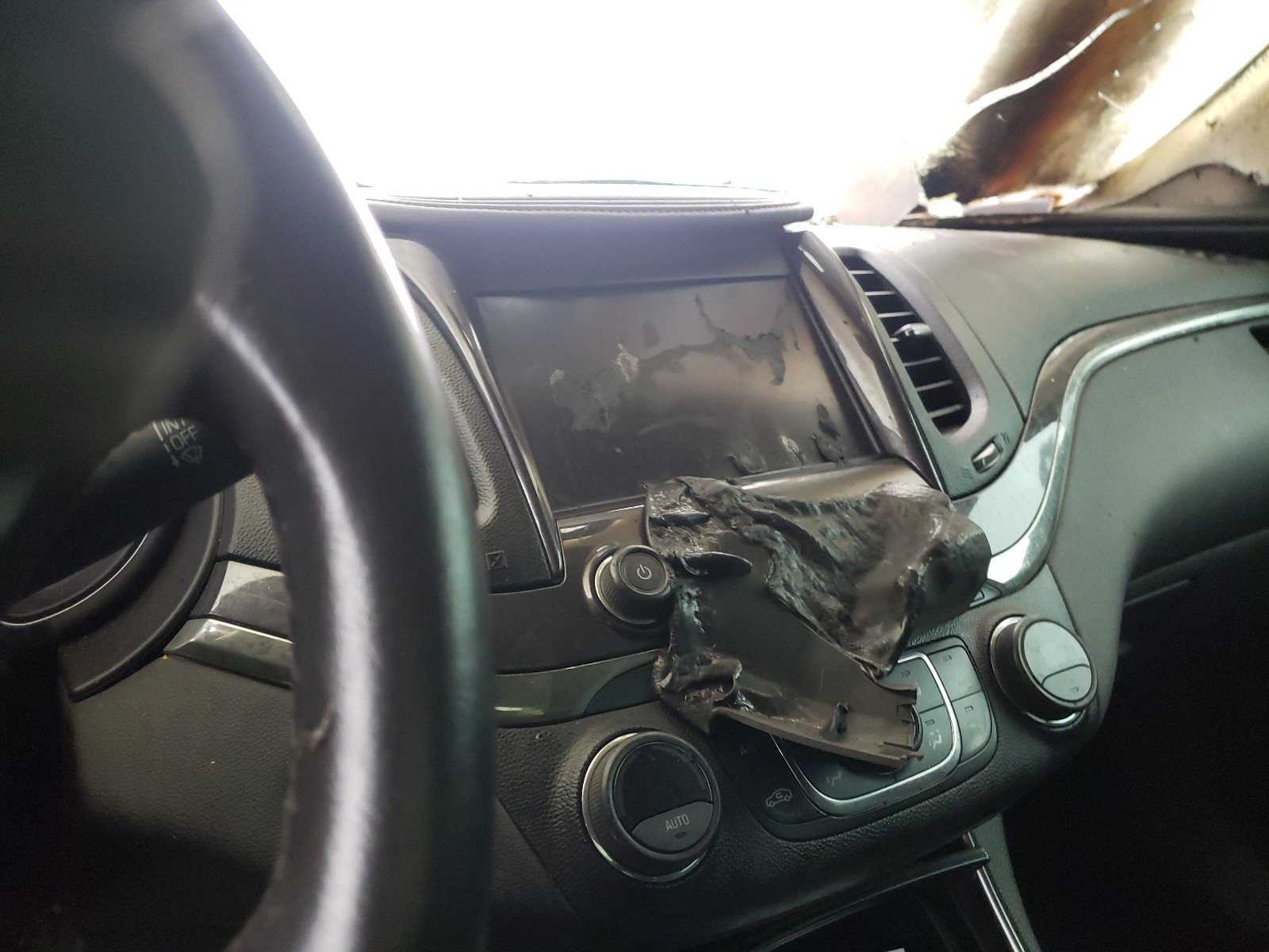 Photo 9 from auction – 2014 CHEVROLET IMPALA with VIN 1G1115SL6EU104524
