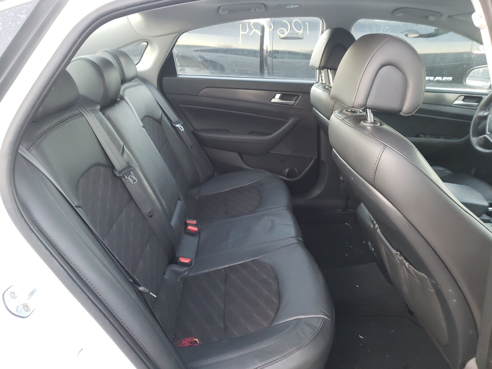Photo 6 from auction – 2016 HYUNDAI SONATA SPO with VIN 5NPE34AF4GH414743