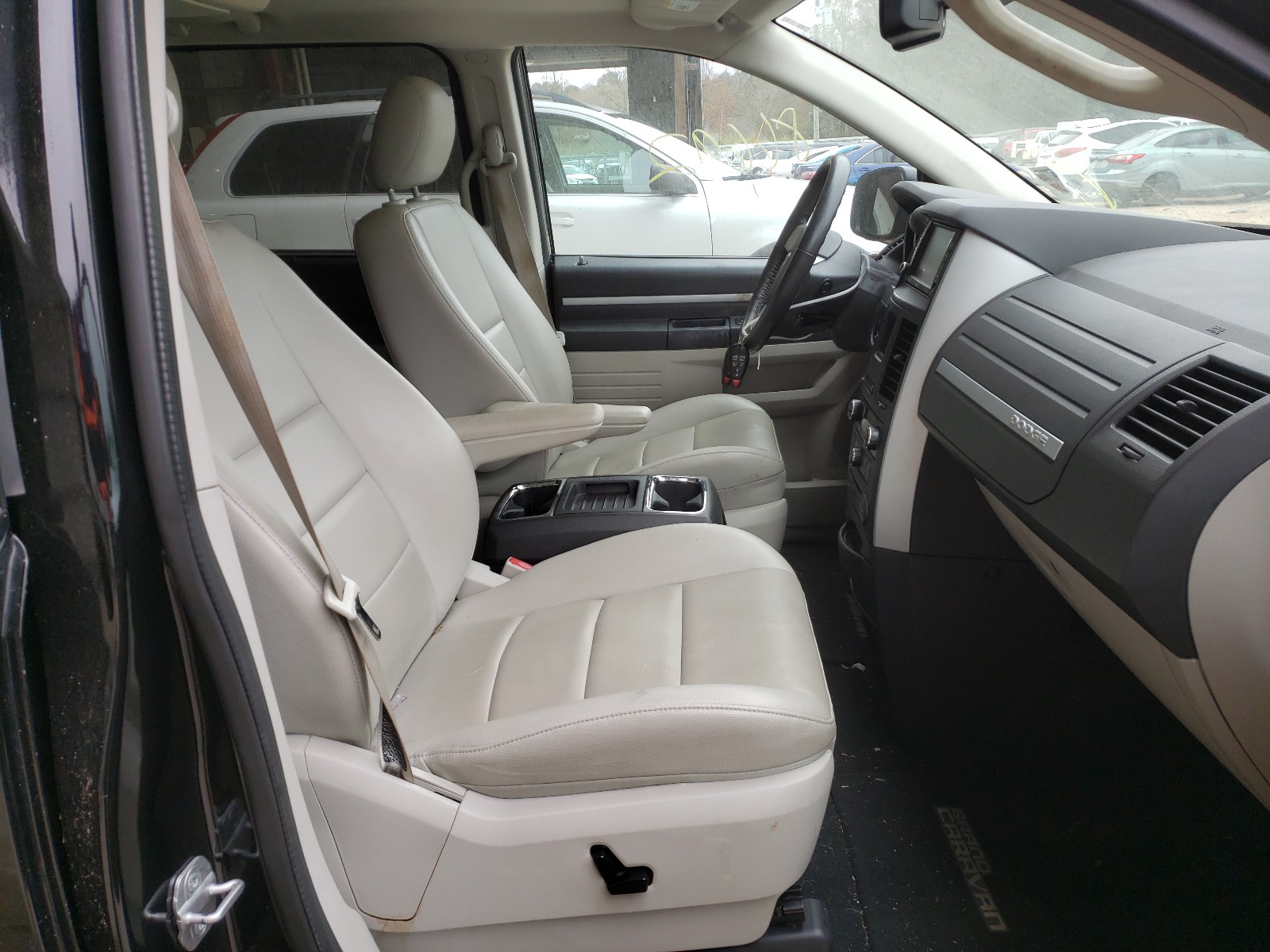 Photo 5 from auction – 2008 DODGE GRAND CARA with VIN 2D8HN54X78R834326