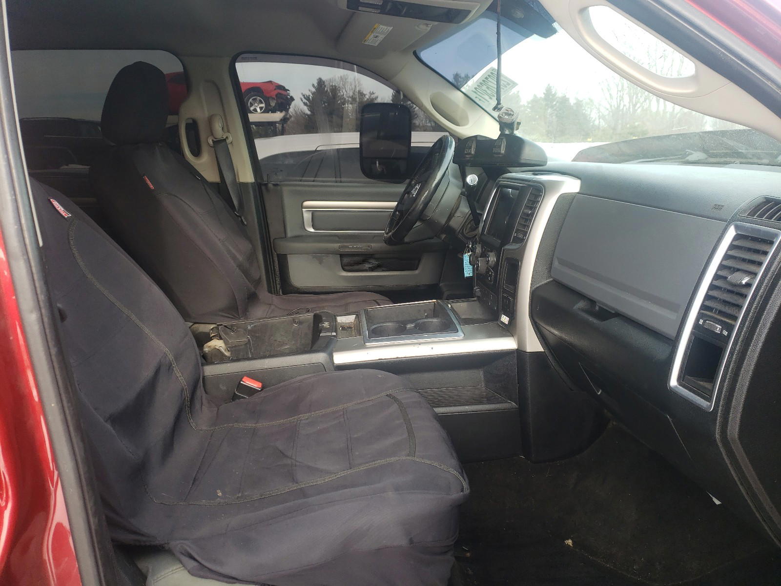Photo 5 from auction – 2015 RAM 2500 SLT with VIN 3C6UR5DJ8FG571433