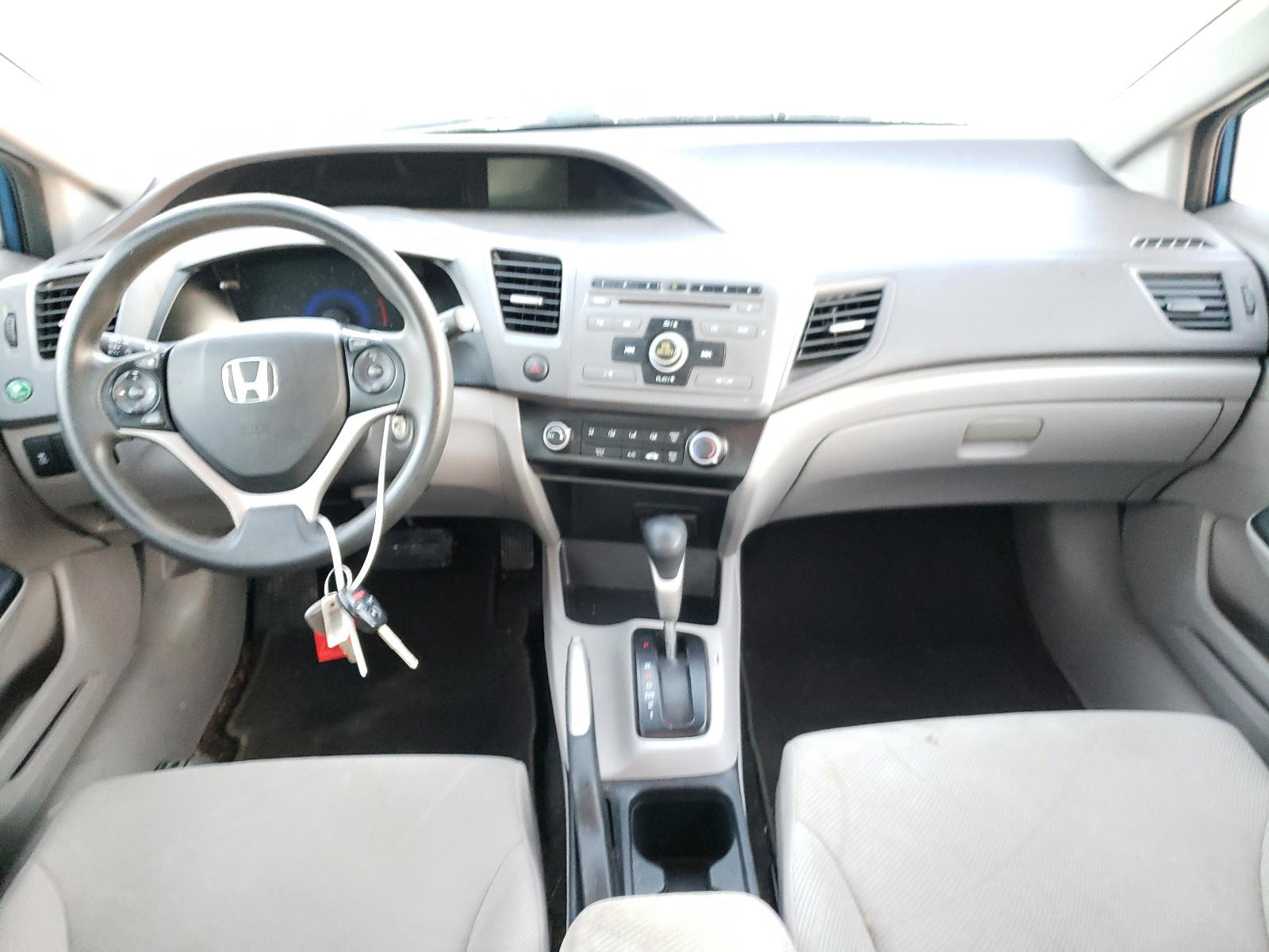Photo 9 from auction – 2012 HONDA CIVIC LX with VIN 19XFB2F59CE060423