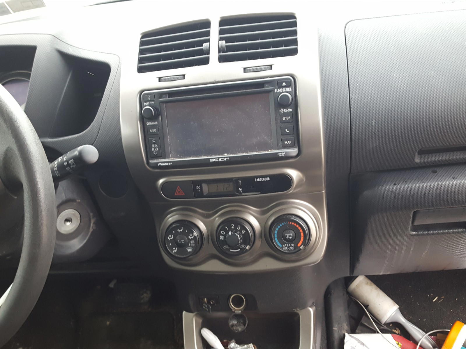 Photo 9 from auction – 2014 SCION XD with VIN JTKKUPB46E1043287