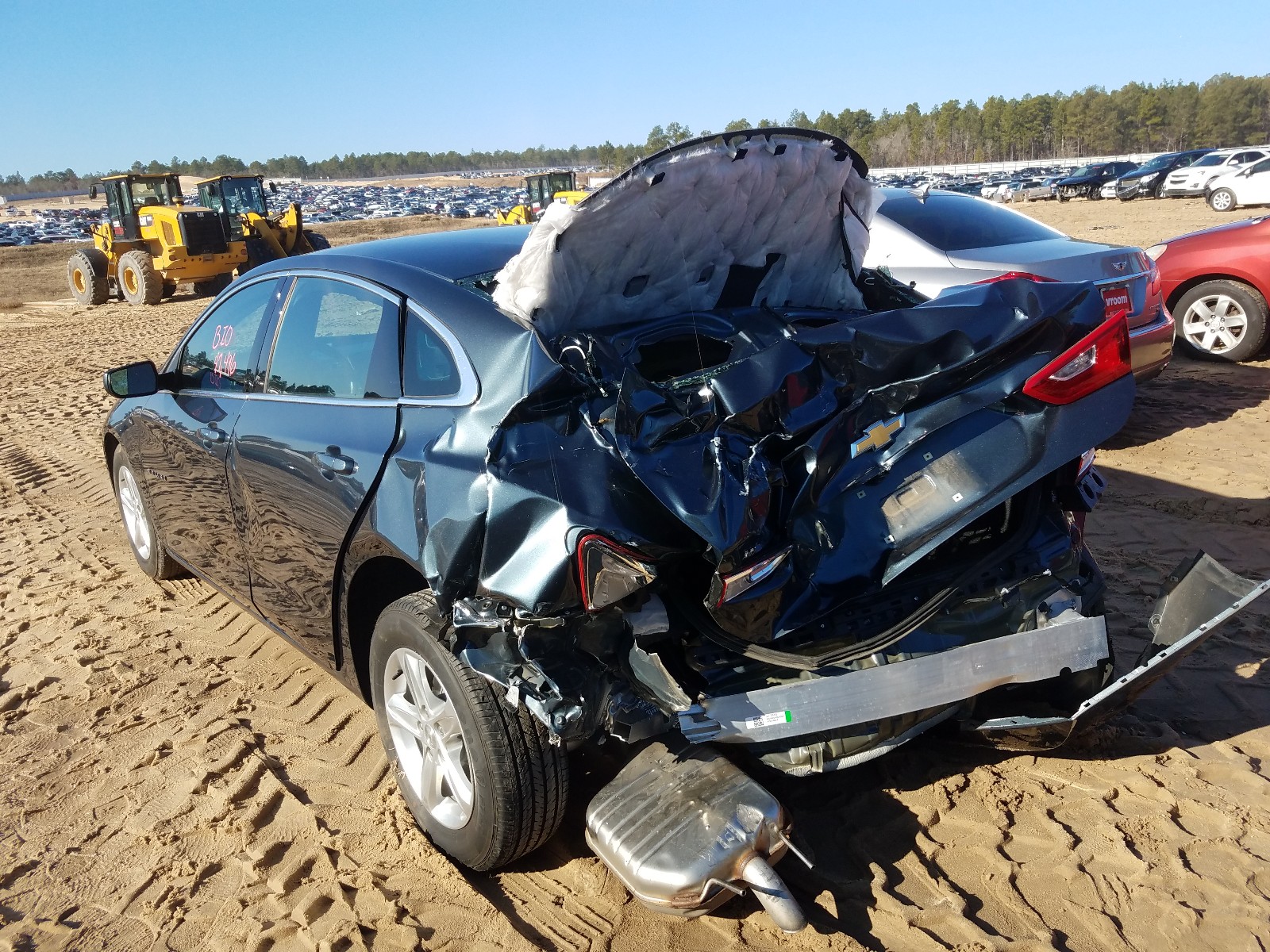 Photo 3 from auction – 2019 CHEVROLET MALIBU LS with VIN 1G1ZB5ST0KF124445
