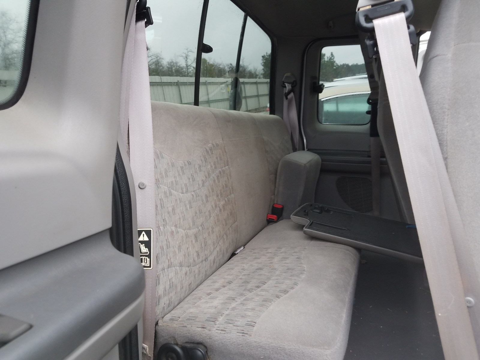 Photo 6 from auction – 2000 FORD F250 SUPER with VIN 1FTNX20F2YEC05027