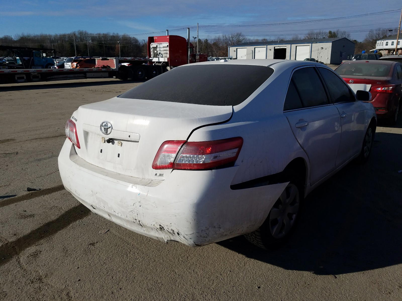 Photo 4 from auction – 2011 TOYOTA CAMRY BASE with VIN 4T4BF3EKXBR193449
