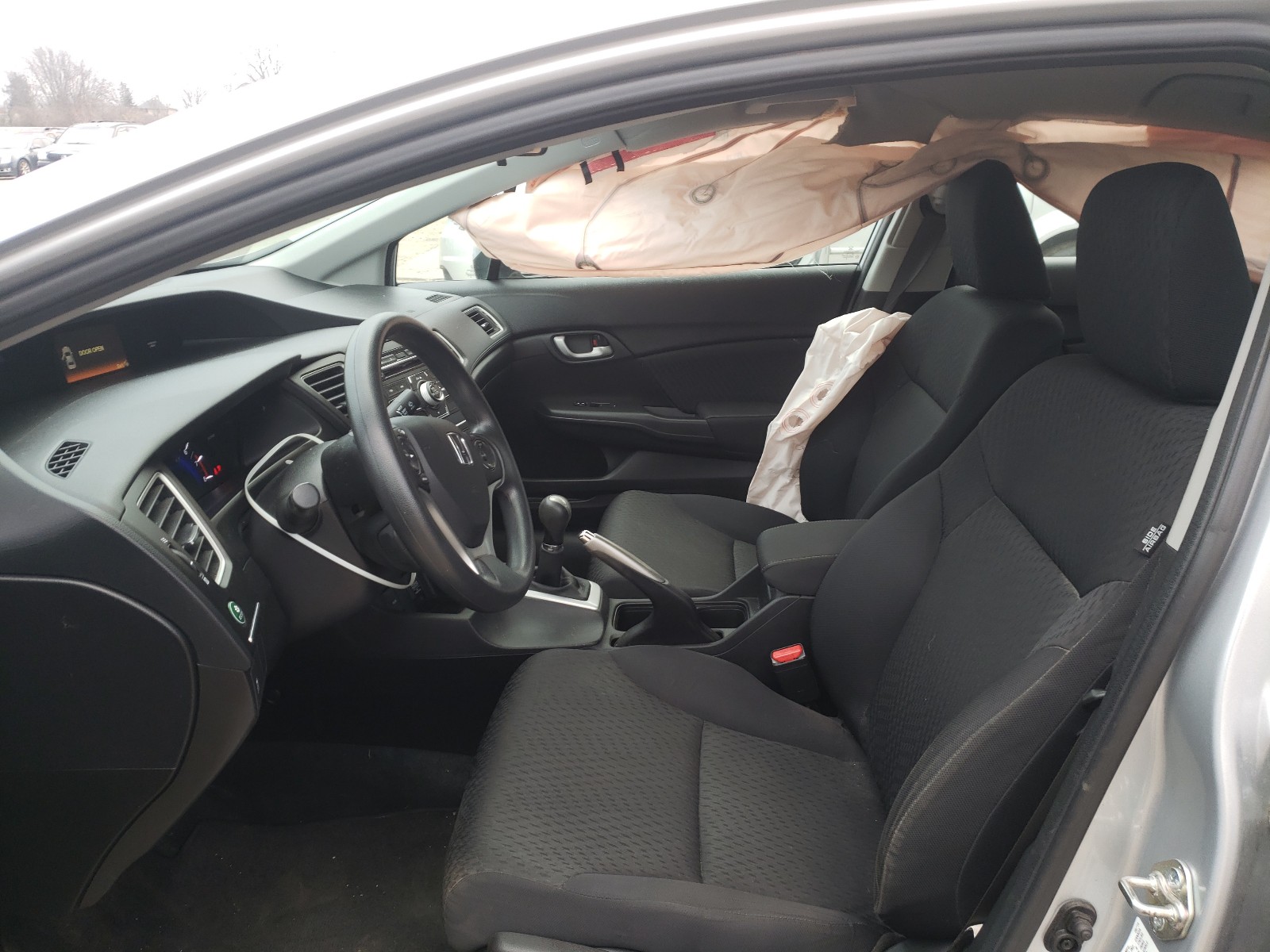 Photo 5 from auction – 2014 HONDA CIVIC LX with VIN 2HGFB2E50EH557547