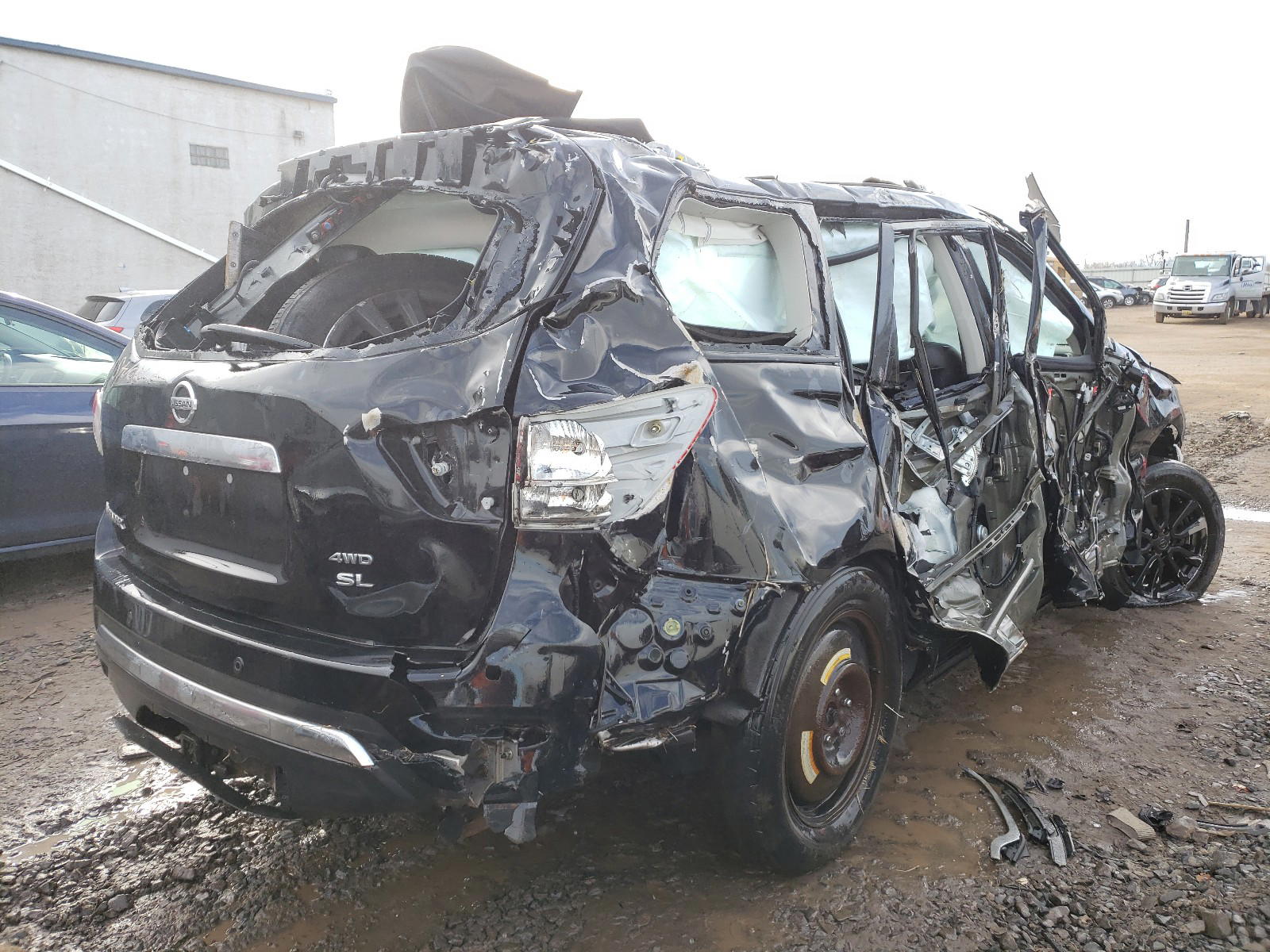 Photo 4 from auction – 2013 NISSAN PATHFINDER with VIN 5N1AR2MM7DC613199
