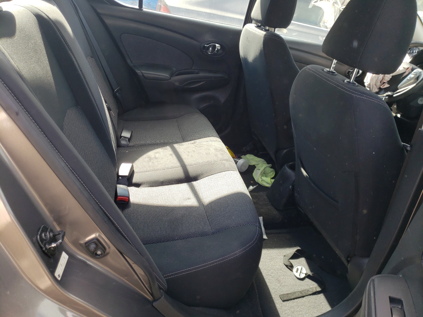 Photo 6 from auction – 2016 NISSAN VERSA S with VIN 3N1CN7AP0GL915790