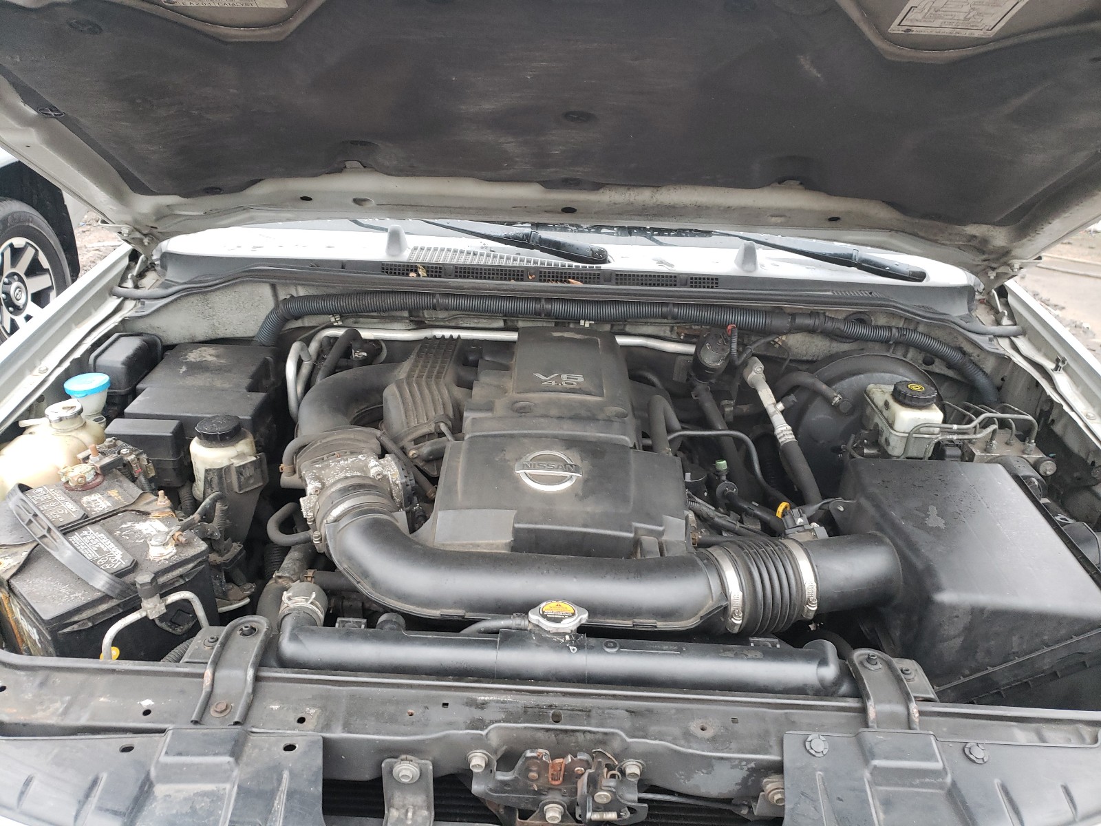 Photo 7 from auction – 2005 NISSAN PATHFINDER with VIN 5N1AR18W95C734856
