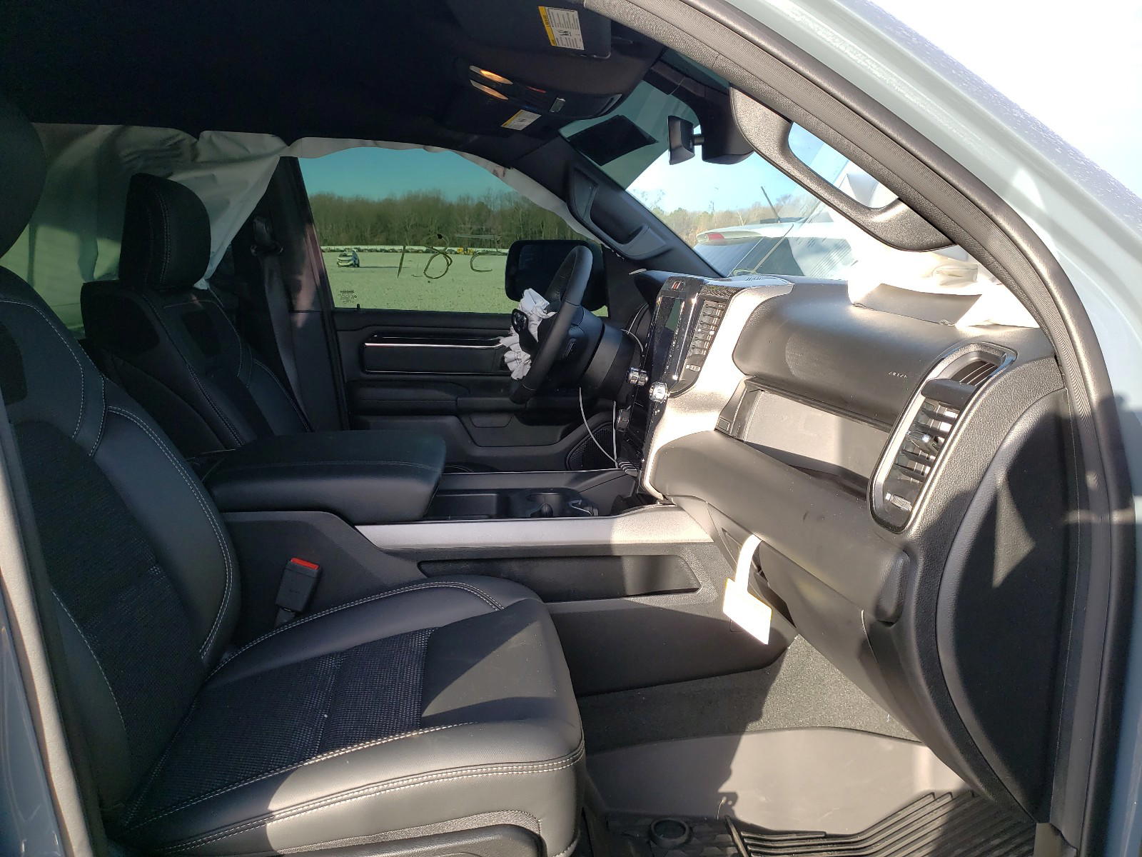 Photo 5 from auction – 2021 RAM 1500 BIG H with VIN 1C6SRFFT4MN558808