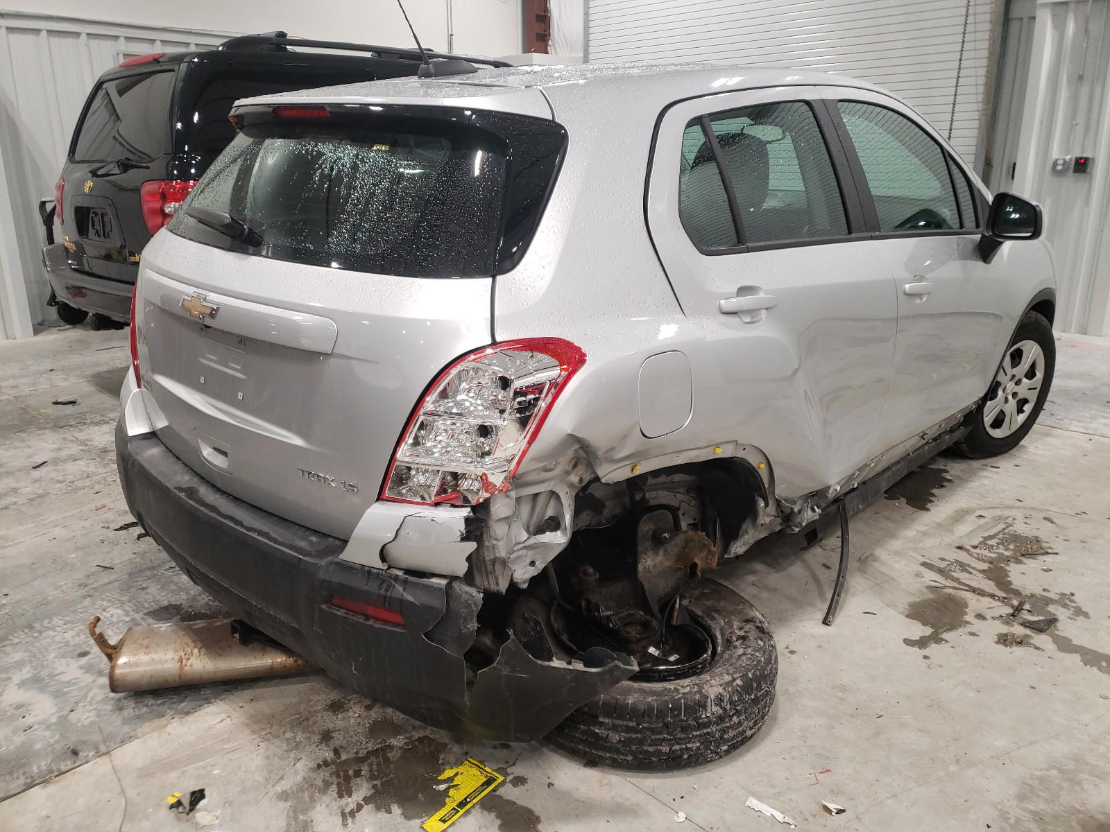 Photo 4 from auction – 2016 CHEVROLET TRAX LS with VIN KL7CJKSB0GB587767