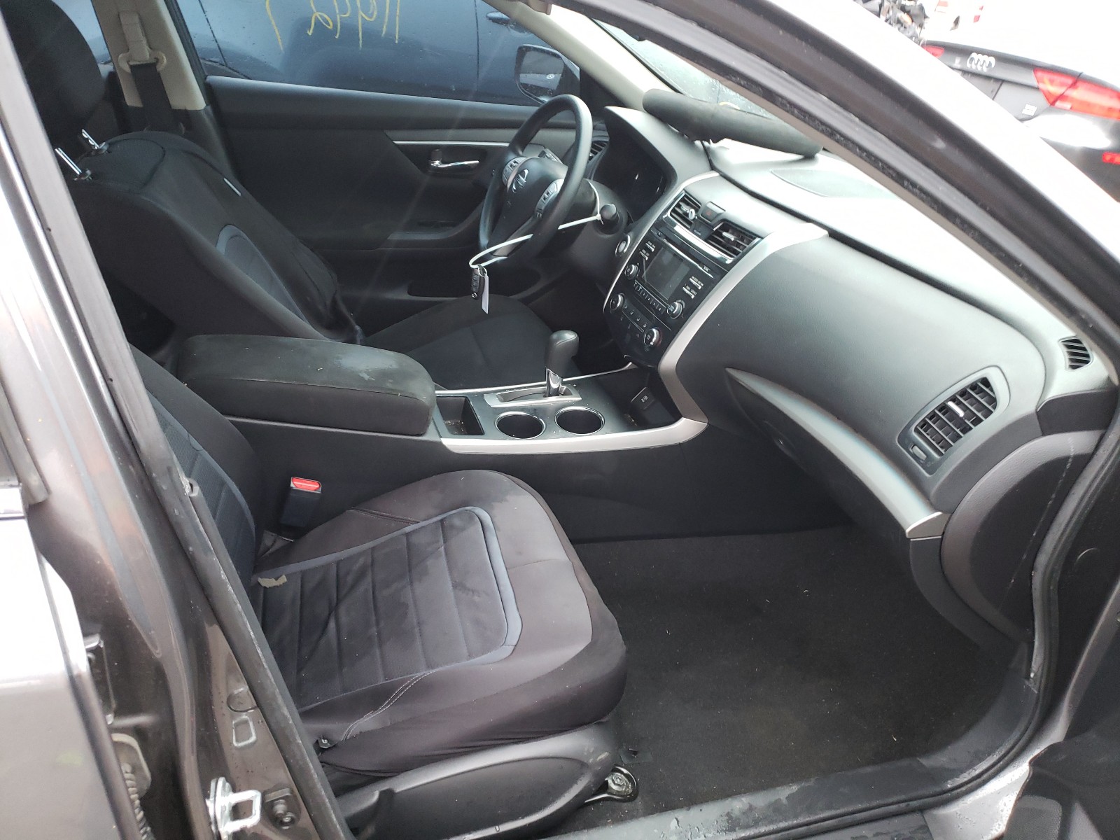 Photo 5 from auction – 2015 NISSAN ALTIMA 2.5 with VIN 1N4AL3AP3FN372314