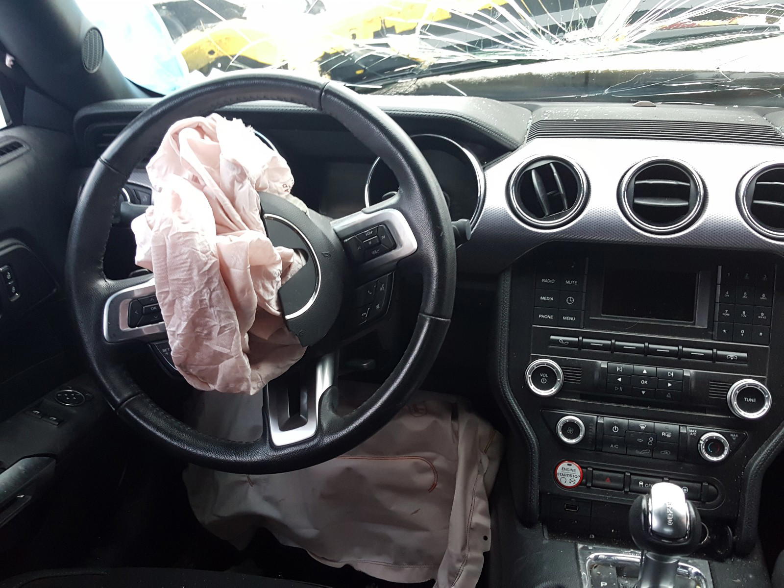 Photo 9 from auction – 2015 FORD MUSTANG with VIN 1FA6P8TH6F5336162
