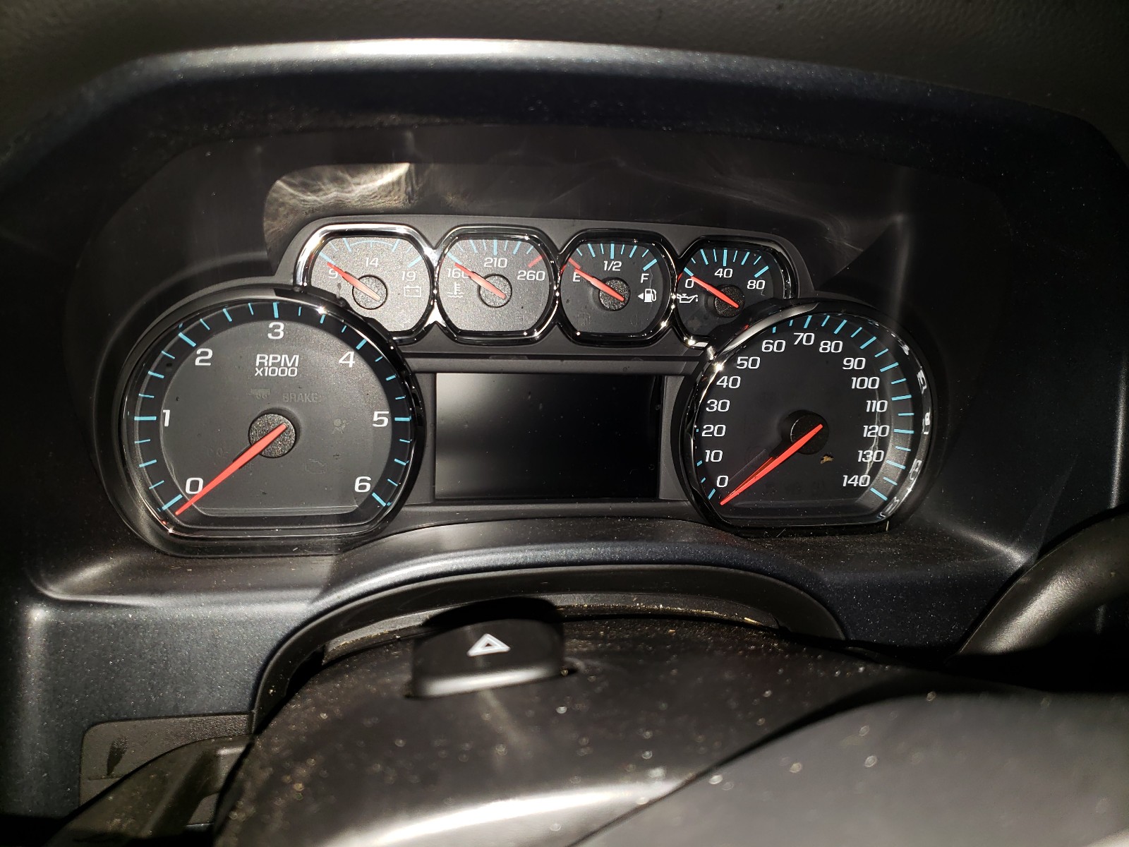 Photo 8 from auction – 2017 CHEVROLET SILVERADO with VIN 1GCVKREC5HZ201343