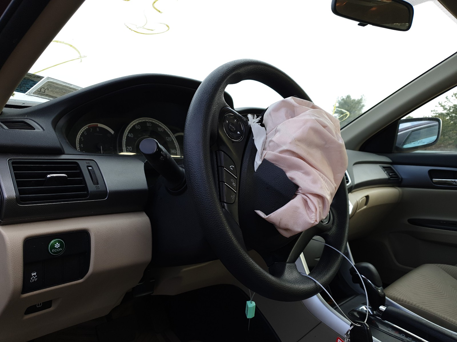 Photo 9 from auction – 2014 HONDA ACCORD LX with VIN 1HGCR2F30EA301550