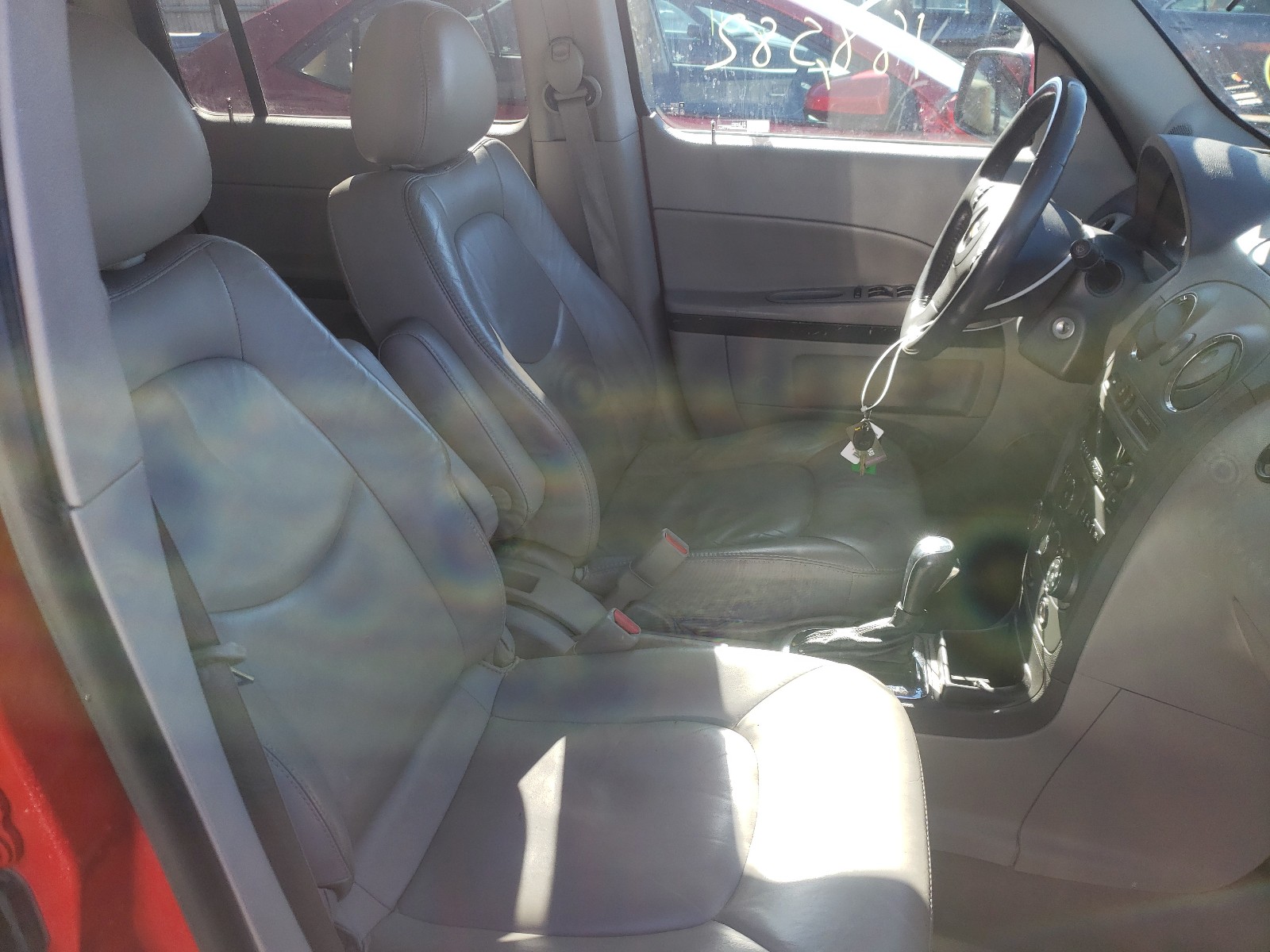 Photo 5 from auction – 2009 CHEVROLET HHR LT with VIN 3GNCA23B99S504255