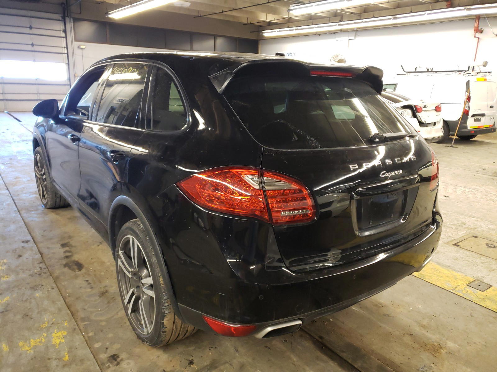 Photo 3 from auction – 2013 PORSCHE CAYENNE with VIN WP1AA2A2XDLA00393