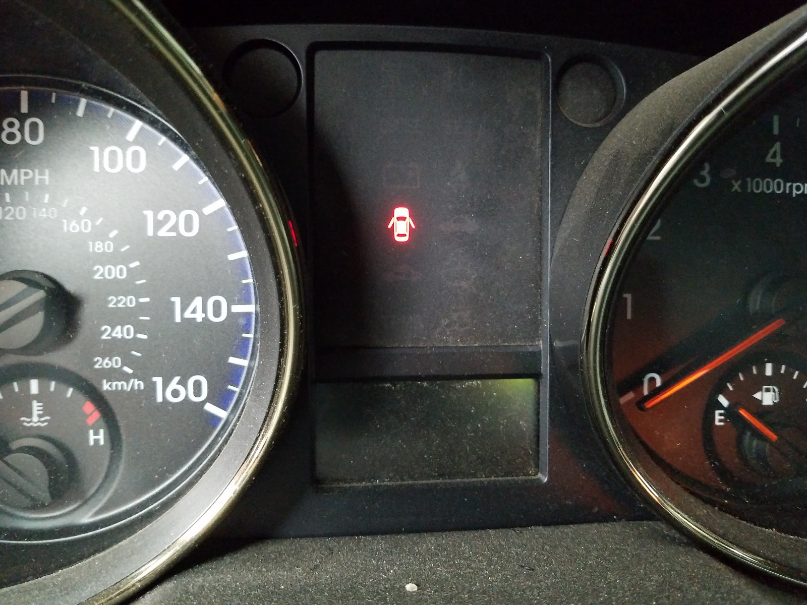 Photo 8 from auction – 2012 HYUNDAI GENESIS CO with VIN KMHHT6KD6CU073959