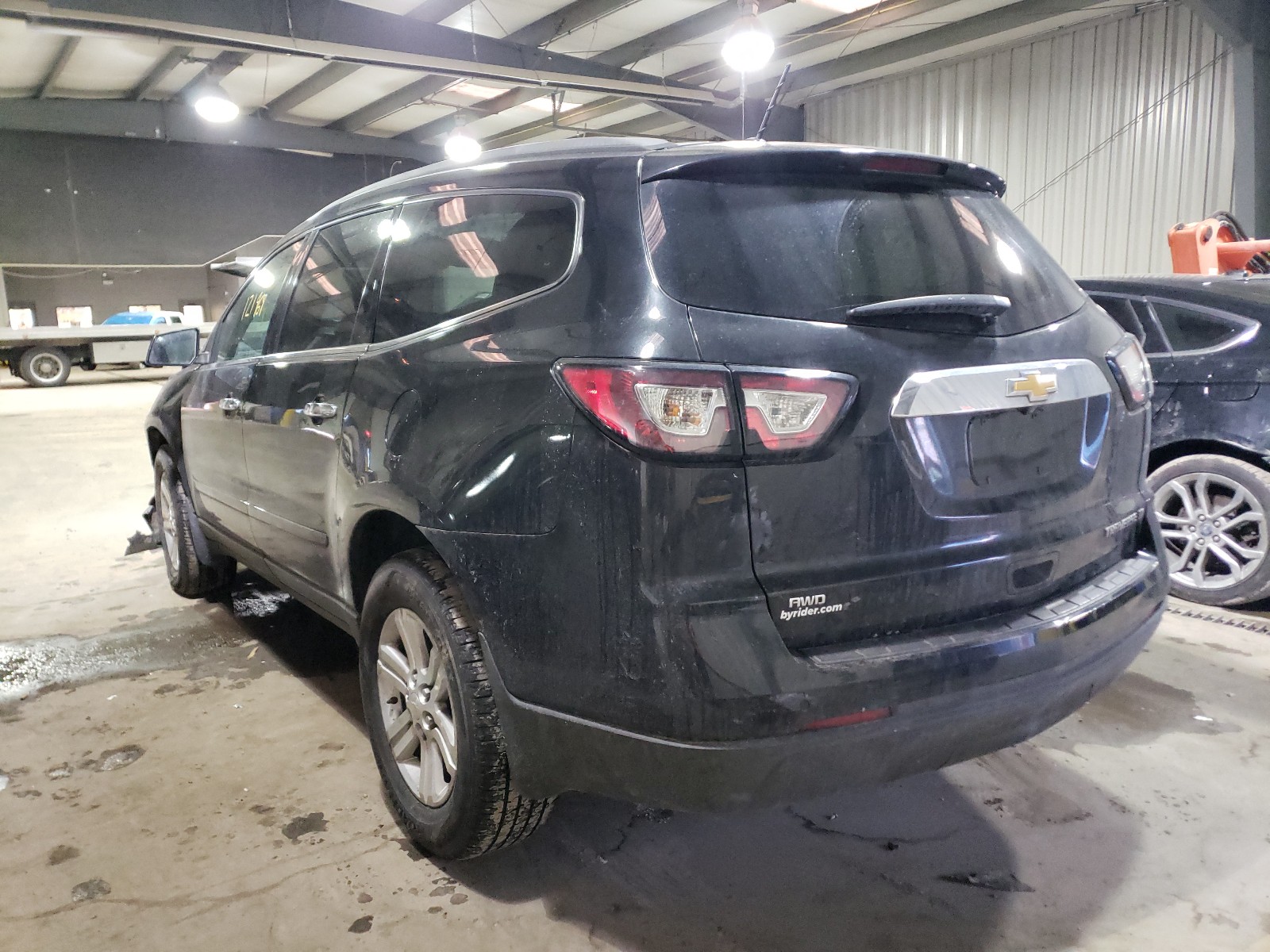 Photo 3 from auction – 2014 CHEVROLET TRAVERSE L with VIN 1GNKVGKD8EJ120754