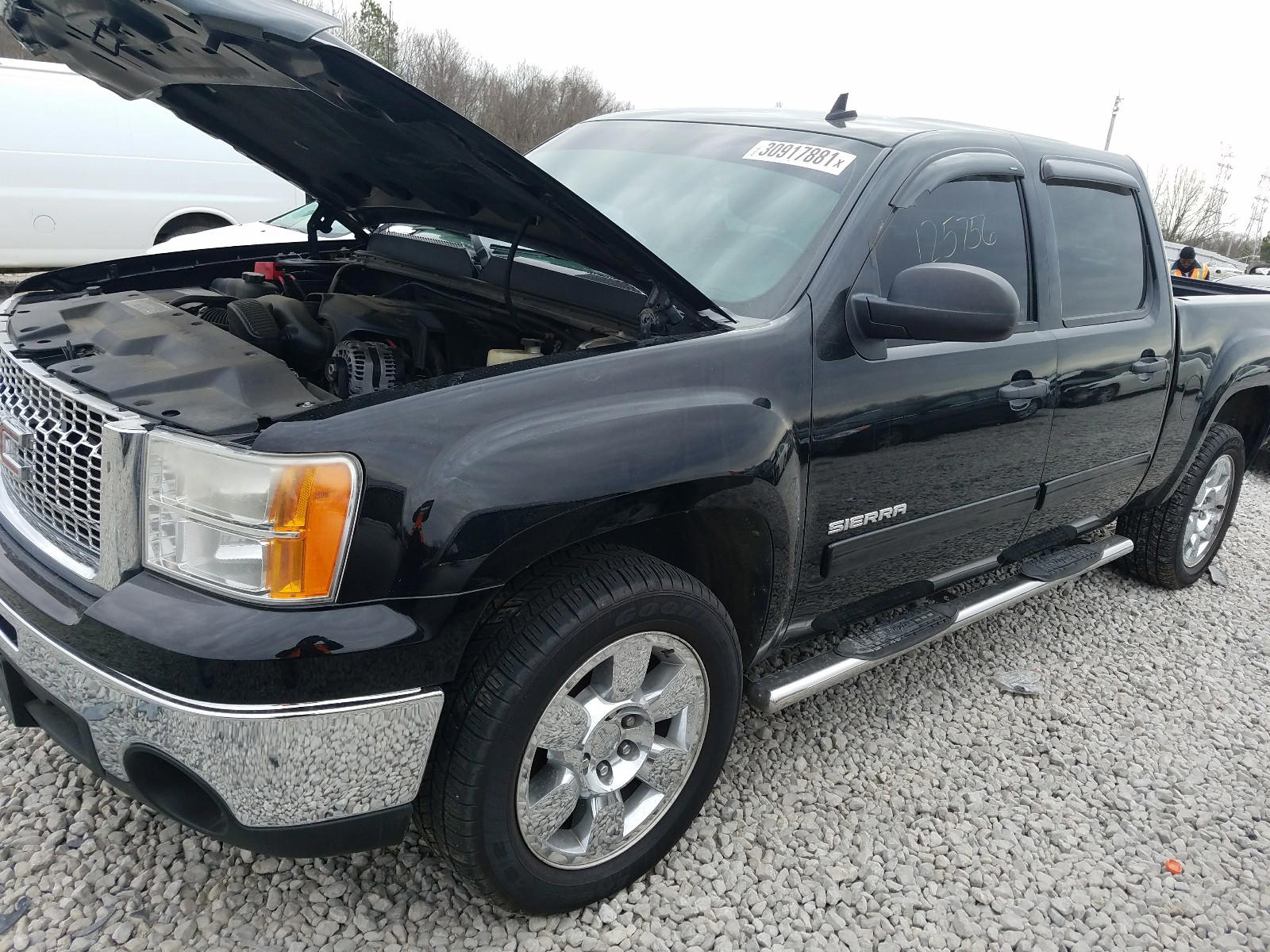 Photo 2 from auction – 2011 GMC SIERRA with VIN 3GTP1VE01BG208775