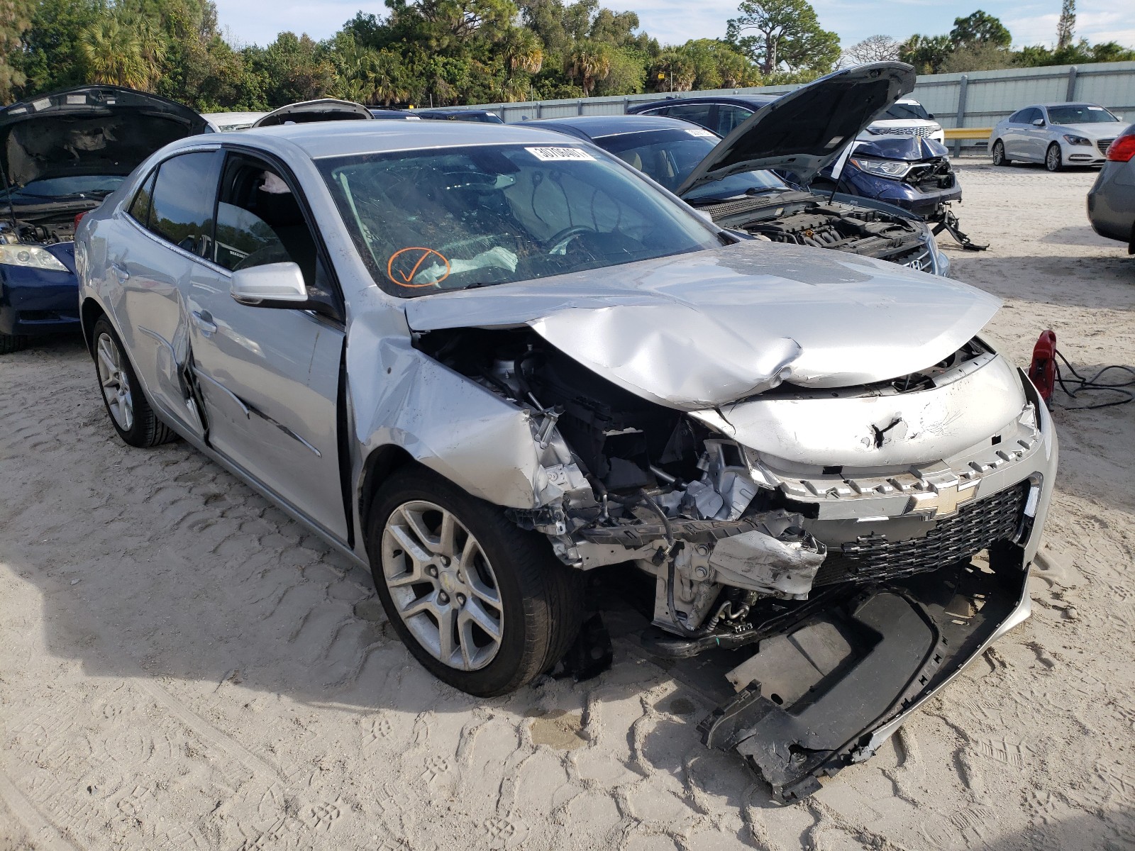 CHEVROLET MALIBU 1LT 2014 with VIN 1G11C5SL2EF219197 - Photo from auction