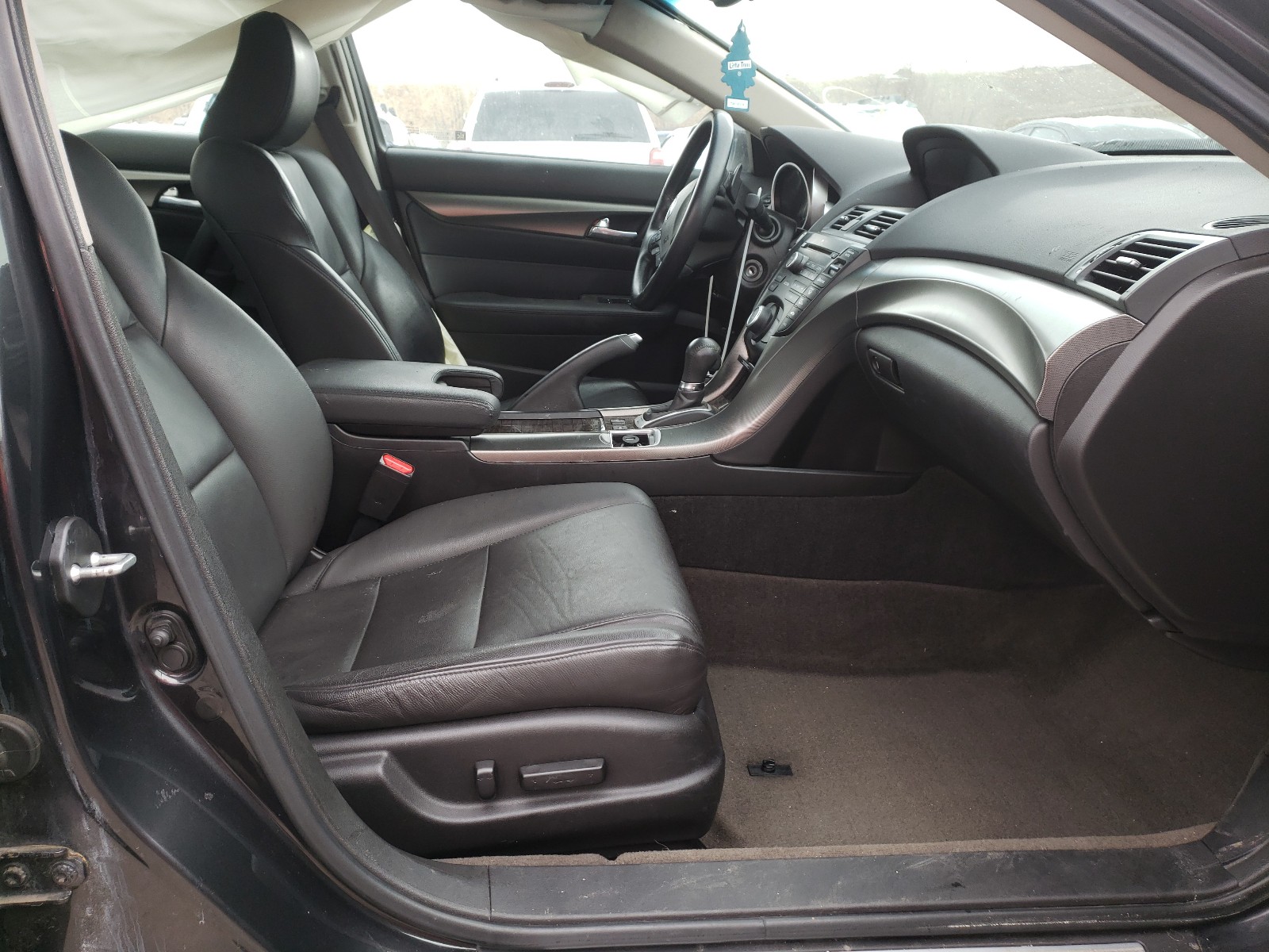 Photo 5 from auction – 2013 ACURA TL with VIN 19UUA8F21DA005876