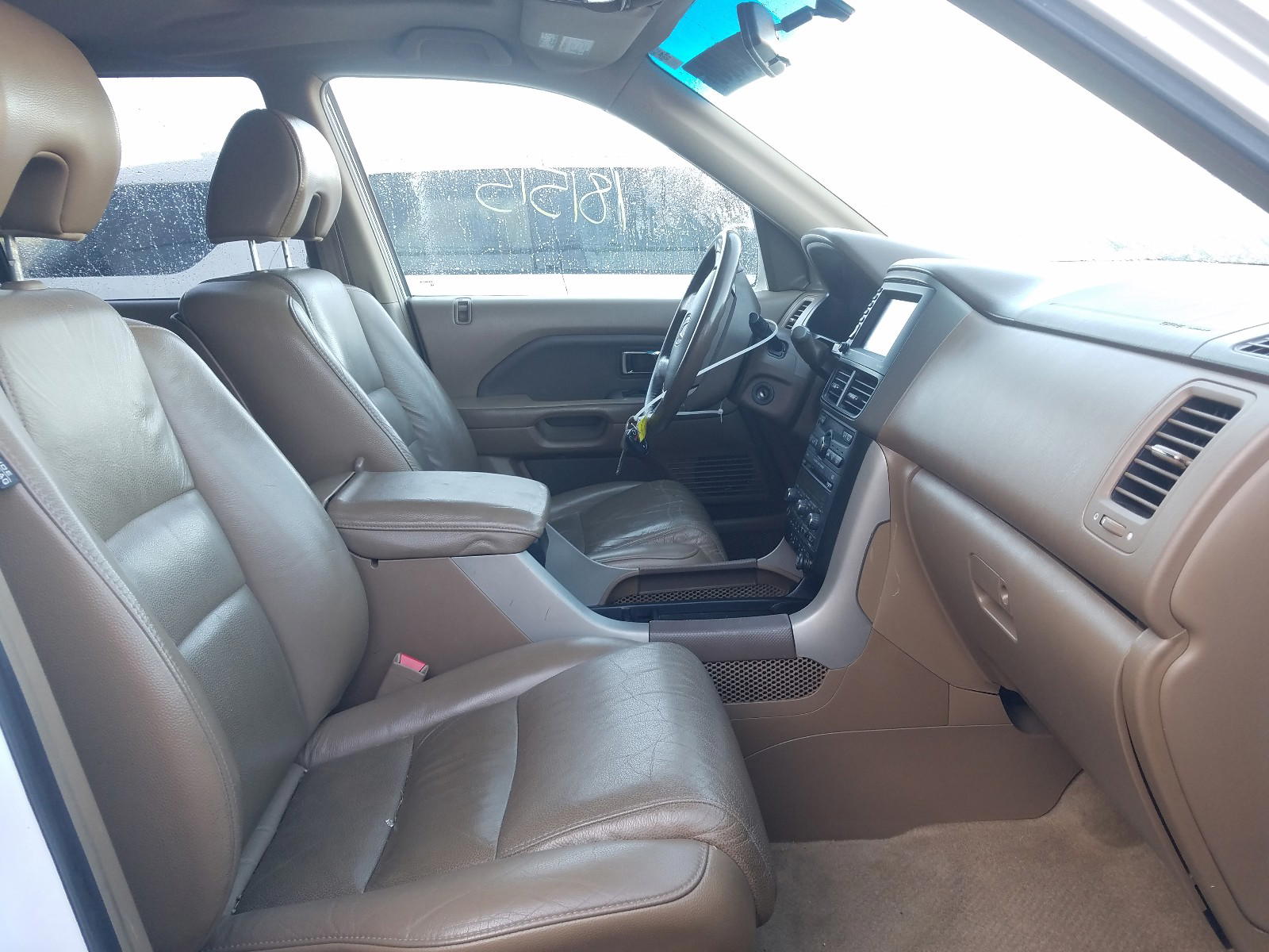 Photo 5 from auction – 2008 HONDA PILOT EXL with VIN 5FNYF28768B013055
