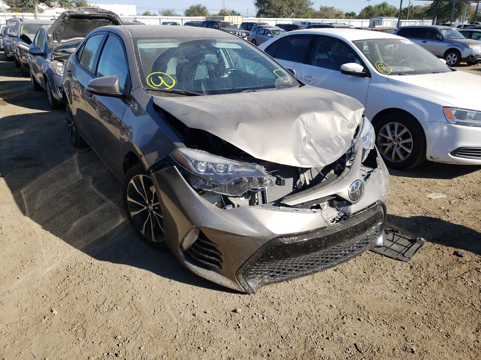 TOYOTA COROLLA L 2017 with VIN 2T1BURHE7HC872808 - Photo from auction