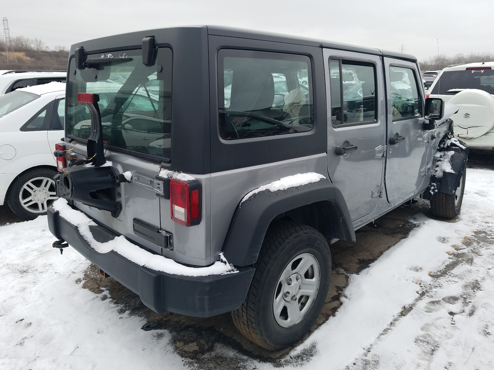 Photo 4 from auction – 2015 JEEP WRANGLER U with VIN 1C4BJWDG8FL525203