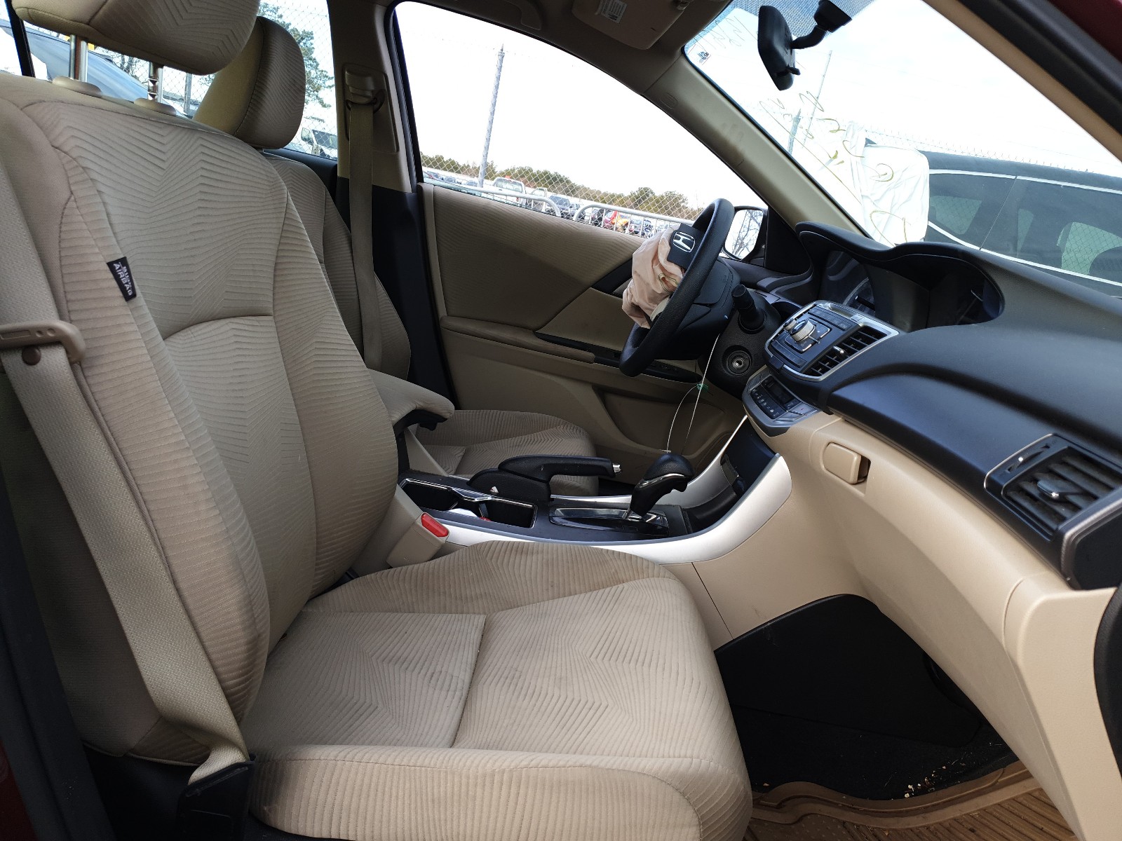 Photo 5 from auction – 2014 HONDA ACCORD LX with VIN 1HGCR2F30EA301550
