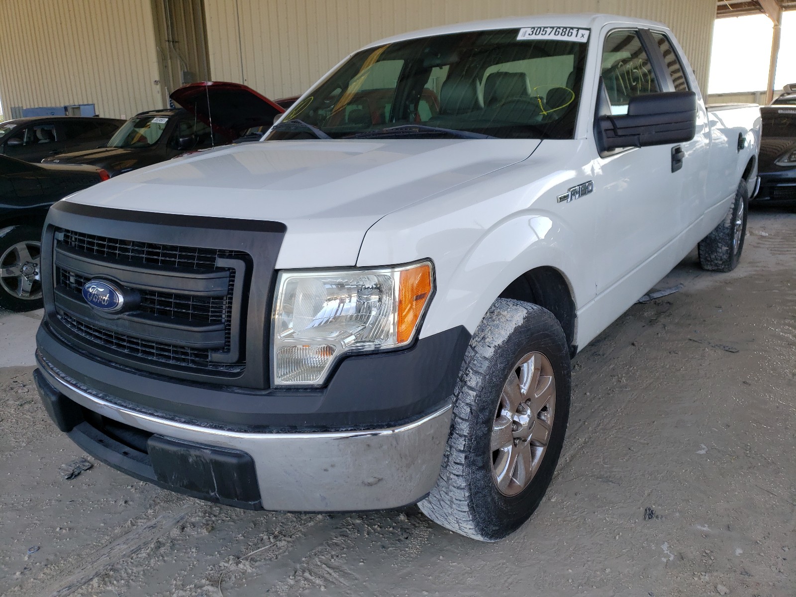 Photo 2 from auction – 2013 FORD F150 SUPER with VIN 1FTFX1CF1DKE49242