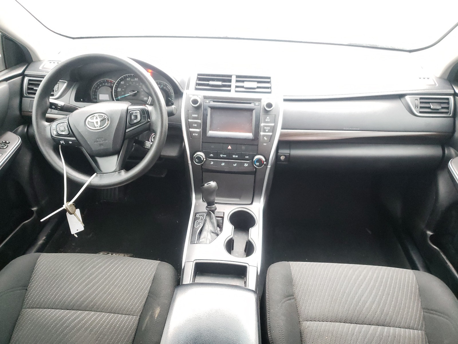 Photo 9 from auction – 2015 TOYOTA CAMRY LE with VIN 4T1BF1FK0FU937403