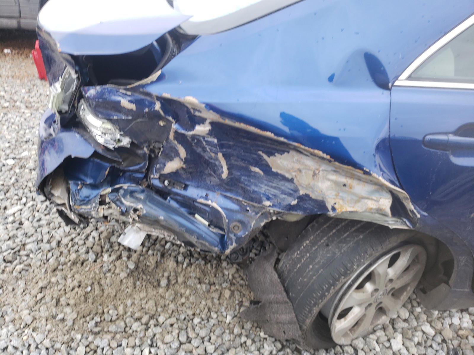 Photo 9 from auction – 2011 TOYOTA CAMRY BASE with VIN 4T4BF3EK0BR105332